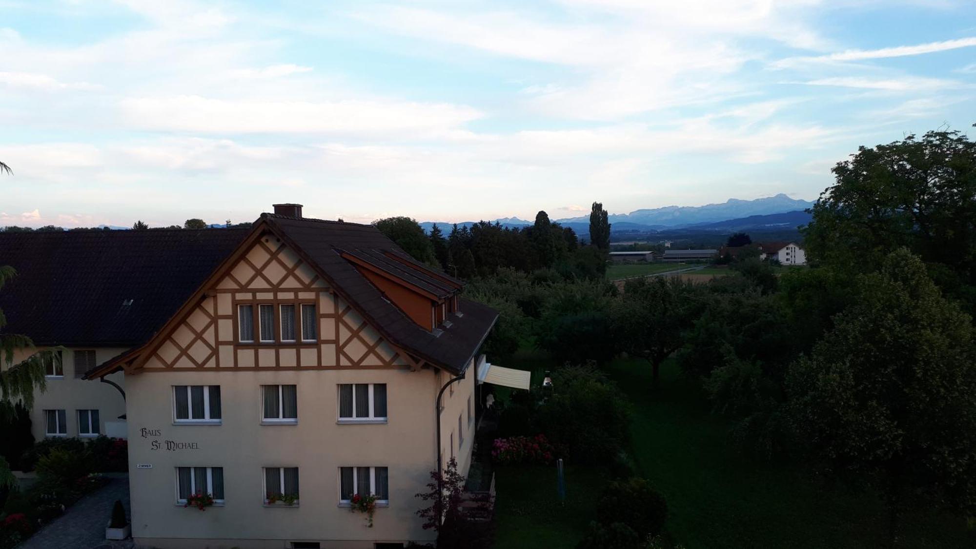 Hotel Haus St.Michael Dozwil Exteriér fotografie